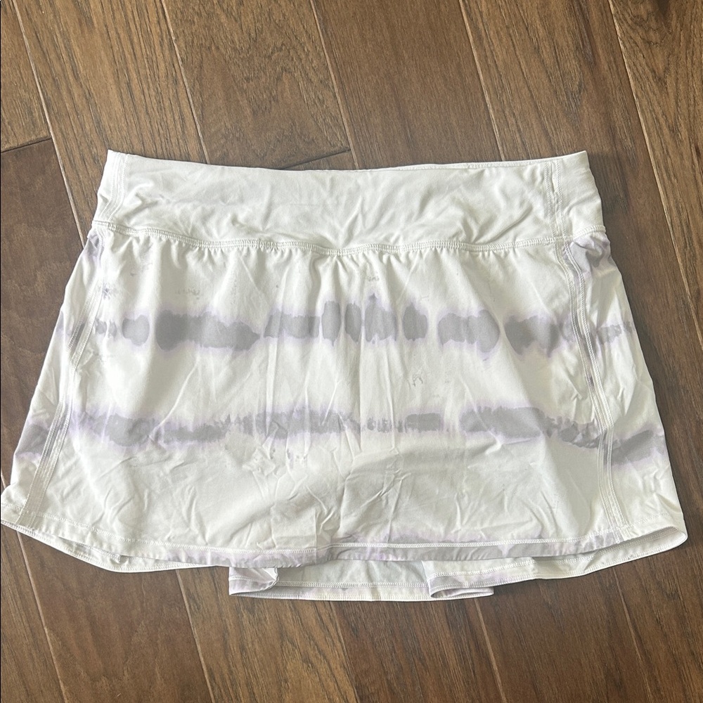 lululemon White and Purple Tie-Dye Pace Rival Skirt